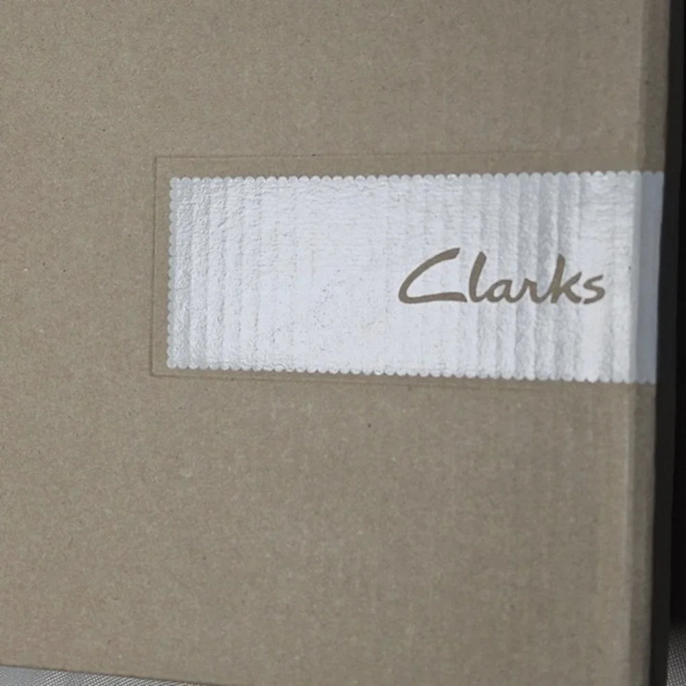 Clarks Collection Brown Leather Lace Up Oxford Shoes Women Size 5.5 US New‎